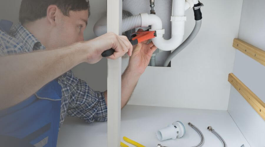 Local tankless water heater installation in Woonsocket, SD